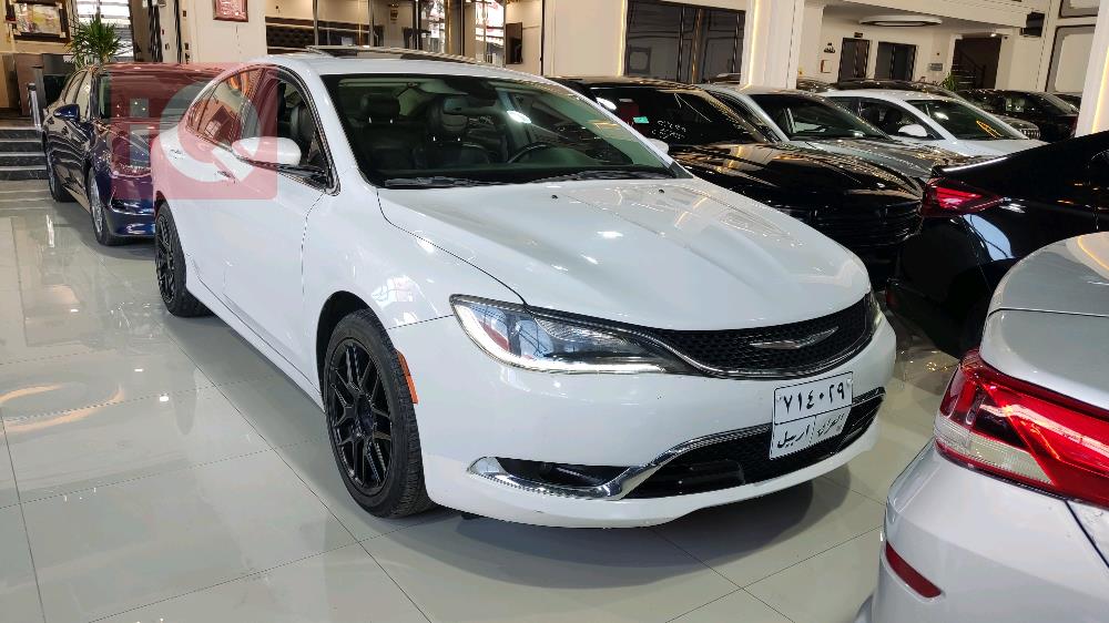Chrysler 200